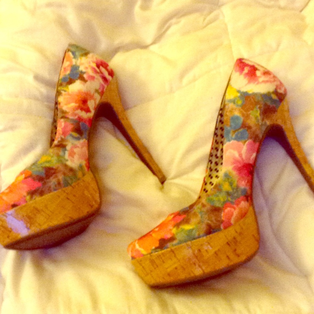 Jessica Simpson pumps size 11 /41